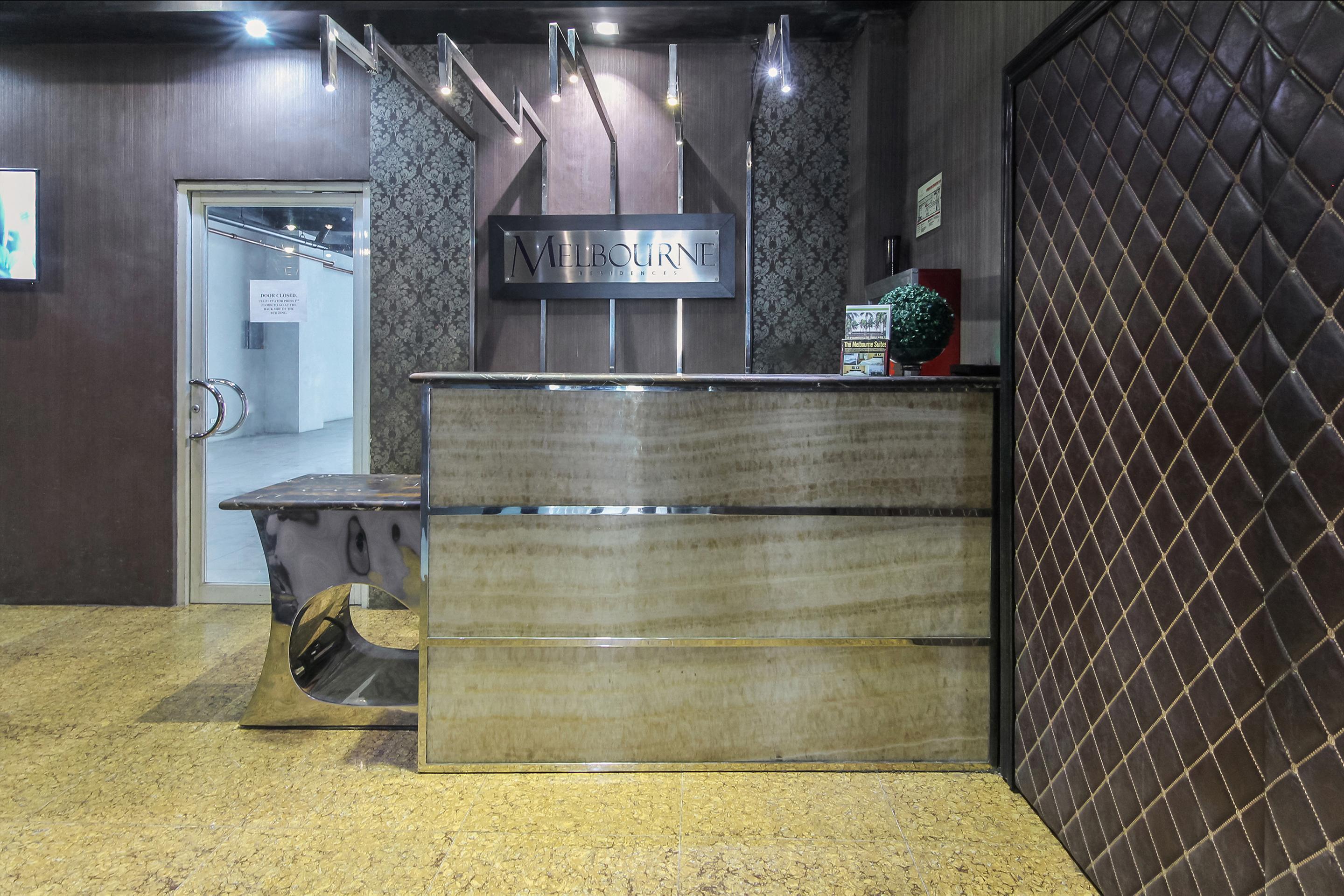 Melbourne Suites Makati City Bagian luar foto